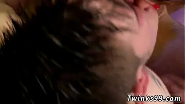 XXX Italian gay porn movie City Twink Loves A Thick Dick friss videók