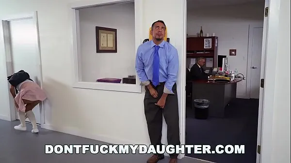 XXX DON'T FUCK MY step DAUGHTER - Bring step Daughter to Work Day ith Victoria Valencia วิดีโอสด