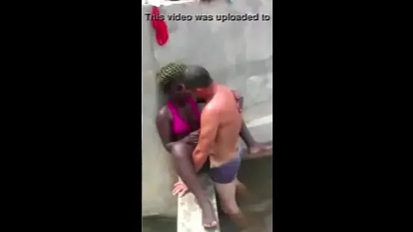 XXX tourist eating an angolan woman Video segar