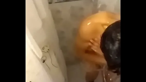 XXX Man bathing My step cousin and his surprise xxx videos วิดีโอสด