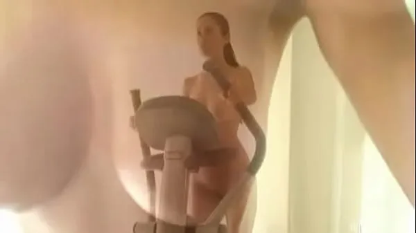 XXX Muriel Nude Workout Video segar