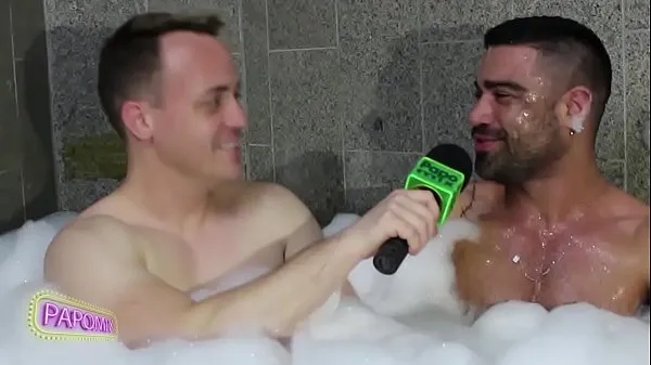 XXX PapoMix in the bathtub with pornstar Wagner Vittoria - Part 1 φρέσκα βίντεο