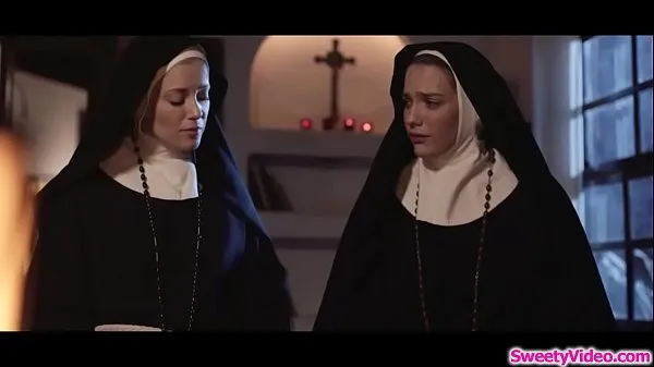 XXX Blonde nuns eating each others cunt ताजा वीडियो