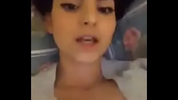 XXX hot periscope girl flashing tits φρέσκα βίντεο