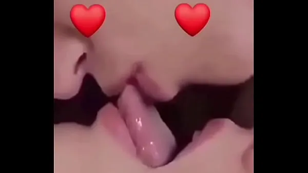 XXX Follow me on Instagram ( ) for more videos. Hot couple kissing hard smooching ferske videoer