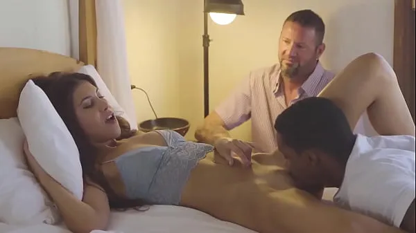 XXX step Father watches as his beautiful daughter gets fucked by a black guy and cums in her mouth. More here Video segar