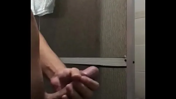 XXX handjob after shower fräscha videor