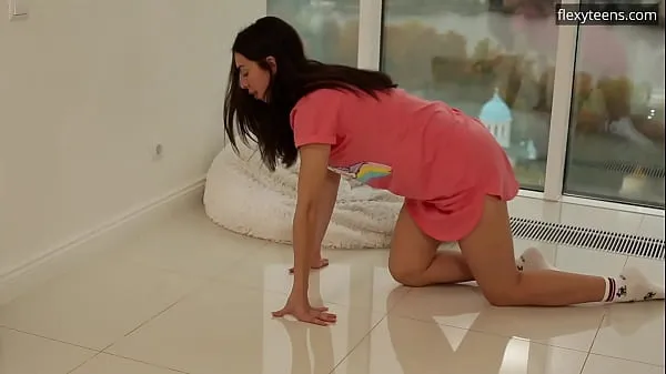 XXX Rita Hideg performs incredible gymnastics yeni Videolar