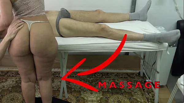 XXX Maid Masseuse with Big Butt let me Lift her Dress & Fingered her Pussy While she Massaged my Dick φρέσκα βίντεο