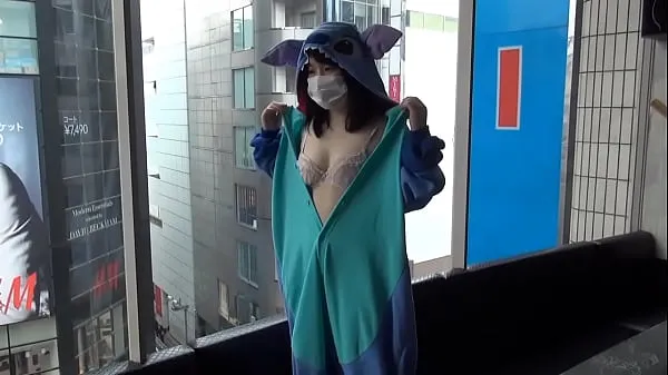 XXX A girl running away from home wearing gurumi becomes a real onapet for the hotel fee čerstvé Videa