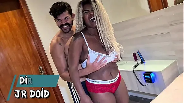 XXX Brazilian big natural tits black slut from Rio de Janeiro on amateur interracial video fucking until swallow cum Video baru