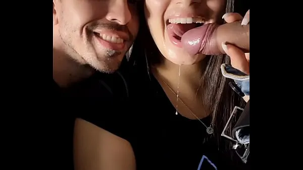 XXX Wife with cum mouth kisses her husband like Luana Kazaki Arthur Urso ferske videoer