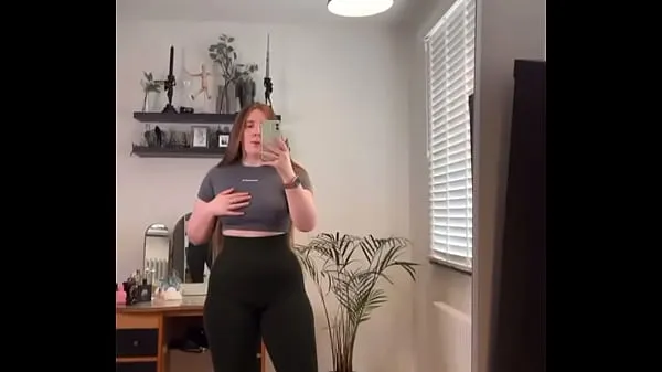 XXX Super thick pawg tries on new spandex Video mới