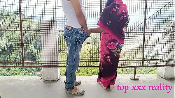 XXX XXX Bengali hot bhabhi amazing outdoor sex in pink saree with smart thief! XXX Hindi web series sex Last Episode 2022 friske videoer