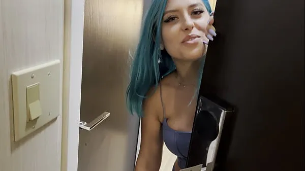 XXX Casting Curvy: Blue Hair Thick Porn Star BEGS to Fuck Delivery Guy fräscha videor
