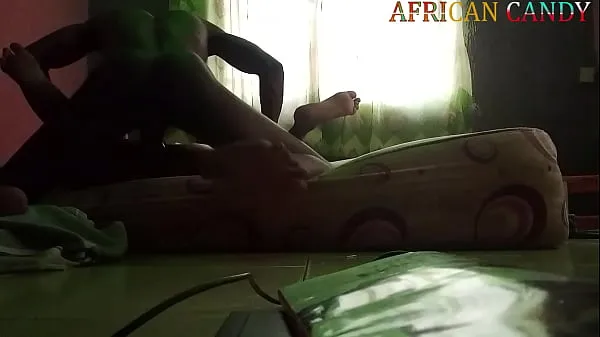 XXX Weer een uitgelekte sextape van Afrikaanse profeet Having Sex with member nieuwe video's