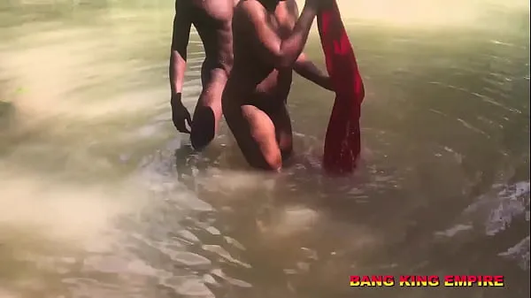 XXX African Pastor Caught Having Sex In A LOCAL Stream With A Pregnant Church Member After Water Baptism - The King Must Hear It Because It's A Taboo sveže videoposnetke
