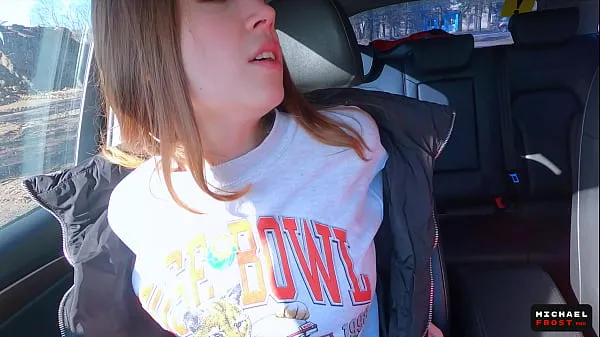 XXX Russian Hitchhiker Blowjob for Money and Swallow Cum - Russian Public Agent新鲜视频