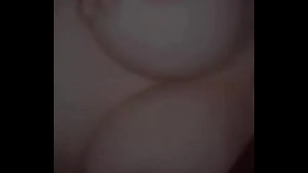 XXX Showing her tits Video segar