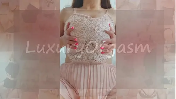 XXX Pretty girl in pink dress and brown hair plays with her big tits - LuxuryOrgasm świeże filmy