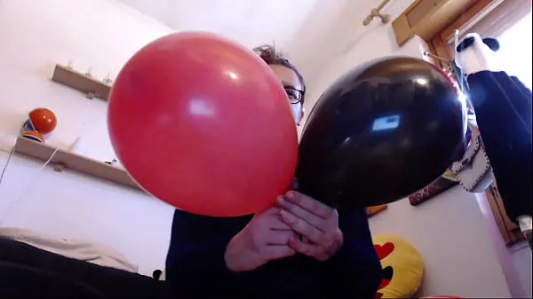 XXX Big wet orgasm for these big balloons inflated together with you friss videók