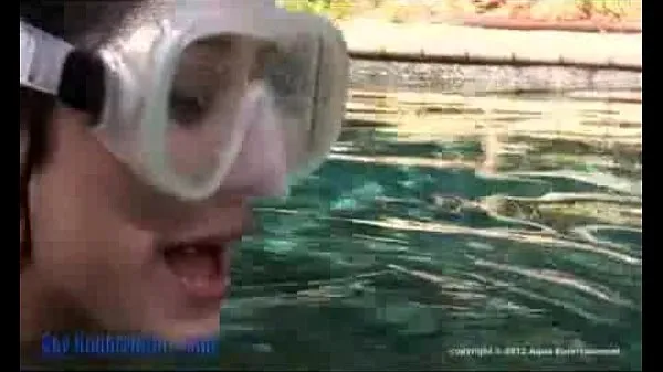 XXX Underwater sex Video segar